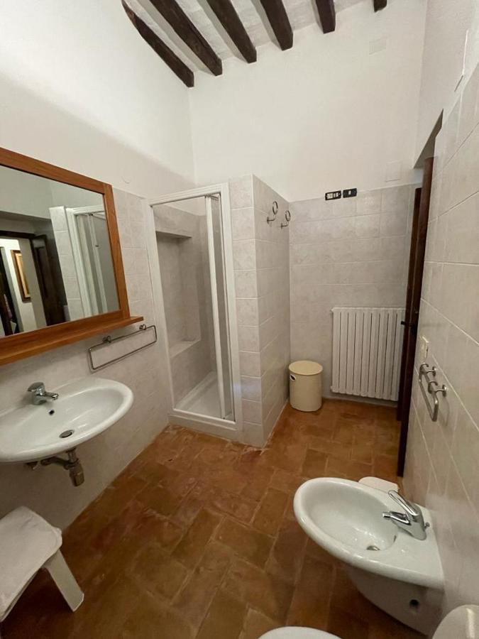 フォリーニョCasa Dei Lecciアパートメント エクステリア 写真