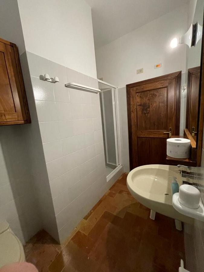 フォリーニョCasa Dei Lecciアパートメント エクステリア 写真